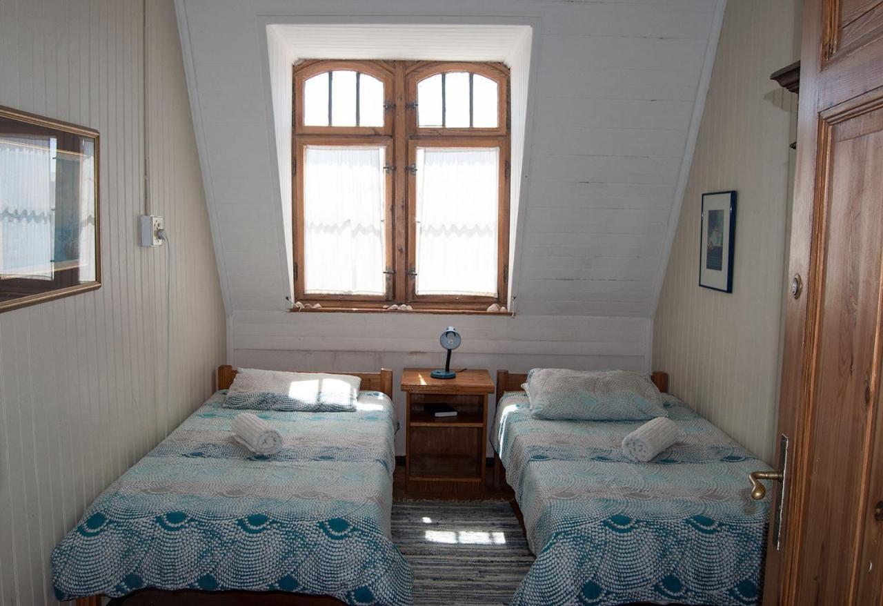 Lüderitz Historical Guesthouse - Self Catering Apartments מראה חיצוני תמונה