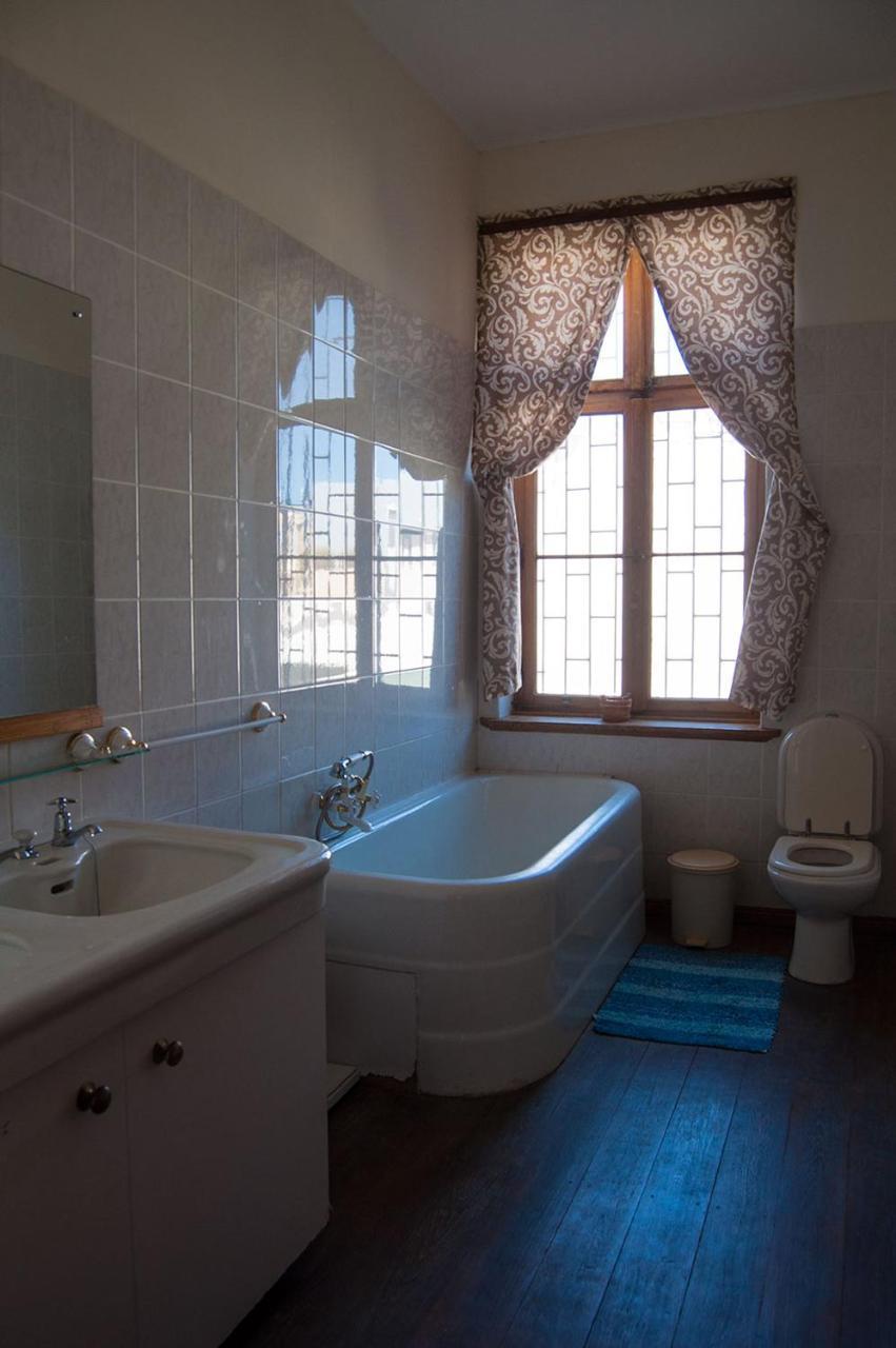 Lüderitz Historical Guesthouse - Self Catering Apartments מראה חיצוני תמונה